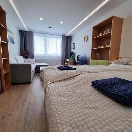 Poprad-tatry Apartamento *